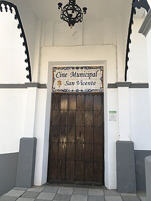 Archivo:Cini San Vicenti de Huentis de León