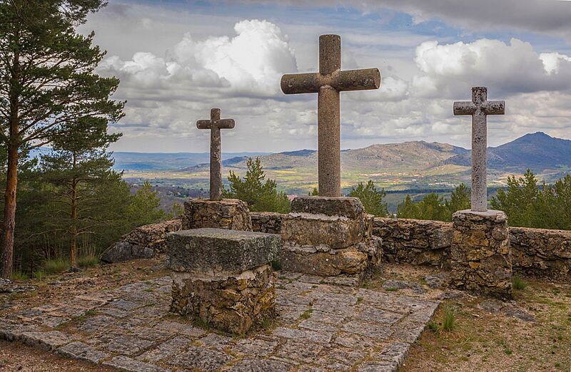 Cruz del Herrerito 02 edited