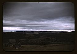 Farm in the vicinity of Wallagrasse, Aroostook County, Me. LCCN2017877408.jpg