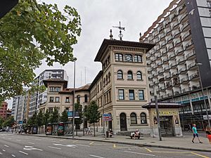 Archivo:Instituto de Puericultura (La Gota Leche), Gijón