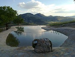 Archivo:Lago de Tózar