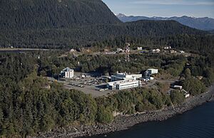 Archivo:Marine Research Institute Alaska - NOAA