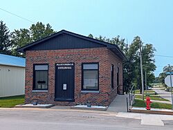 MartensdaleIowaCityHall.jpg