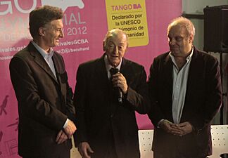 Mauricio Macri participó del homenaje al cantante Juan Carlos Godoy por sus 90 años (7839610522)