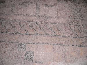 Archivo:MosaicoIglesiaParadinas