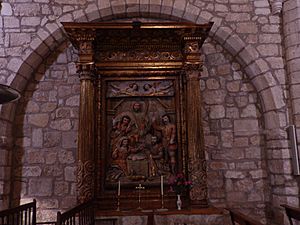 Archivo:Retablo menor lateral de la iglesia La Asunción de Nuestra Señora (Olmillos de Muñó)