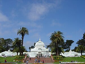 Archivo:San Francisco Conservatory of Flowers 2