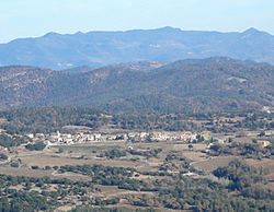 Santa Eulàlia de Puigoriol des del castell de Lluçà.jpg