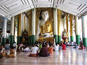 Archivo:Shwedagon-d09