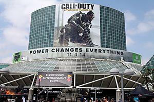 Archivo:The Los Angeles Convention Center during E3 2014
