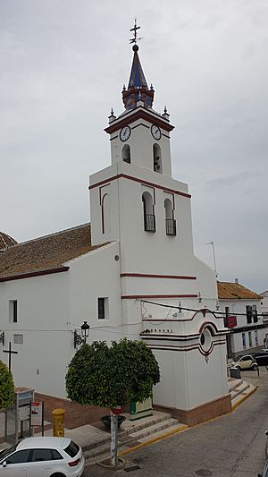 Archivo:Torre de la Parroquia