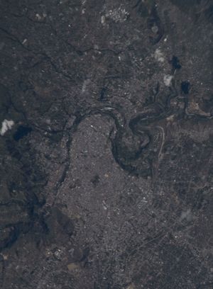 Archivo:Vista aérea de Ambato