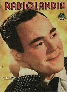 Alberto Castillo by Annemarie Heinrich, Radiolandia 1949.jpg