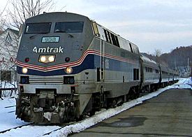 Archivo:Amtrak Vermonter at Brattleboro in 2004
