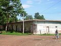 Antigua propiedad frente estacion de tren. Allí se construira un Supermercado - panoramio