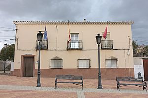 Archivo:Ayuntamiento de Alconchel de la Estrella