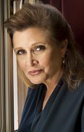 Archivo:Carrie Fisher 2013