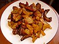 Conejo al ajillo con patatas