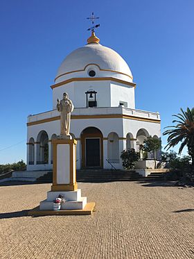 Ermita de Santa Ana, Chiclana (36901726414) (2).jpg