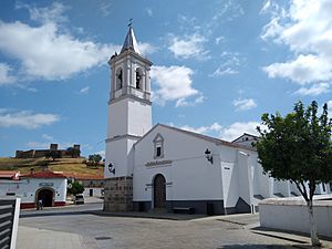 Archivo:Iglesia de San Bartolomé (El Real de la Jara)