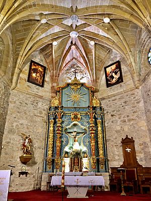 Archivo:Iglesia de San Miguel Arcángel - Abril 2021