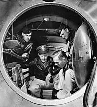 Archivo:Interior of a B-29 Superfortress bomber