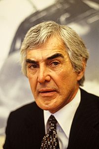 John DeLorean.jpg