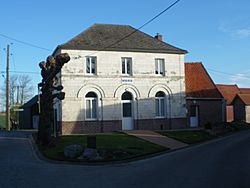 Monchiet - Mairie.JPG
