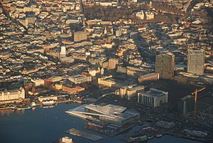 Archivo:Oslo sentrum aerial