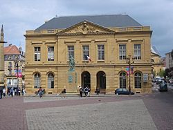 Archivo:Place d'Armes (Metz)