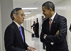 Archivo:President Obama and Secretary Chu