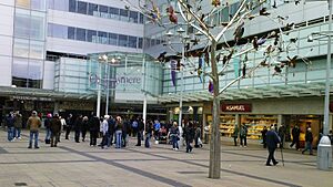 Archivo:Queensmere Shopping Centre, Slough