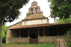 Archivo:Santuariu de Bendueños (02)