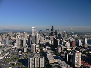 Archivo:Seattle, Washington, downtown core