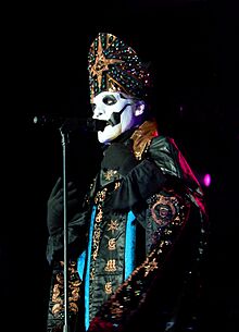 Tobias Forge (Ghost) au Hellfest 2022.jpg
