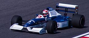 Archivo:Tyrrell 019 (cropped version)