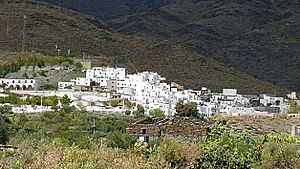 Archivo:Velefique, en Almería (España)