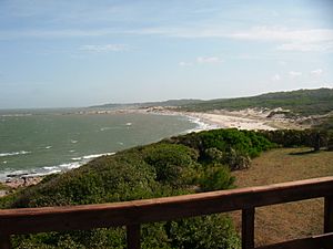 Archivo:Vista de la Playa Achiras en Santa Teresa (Rocha, Uruguay)