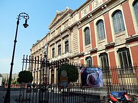Antiguo Palacio de la Autonomía - panoramio.jpg