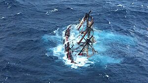 Archivo:Bounty Sinking 2012