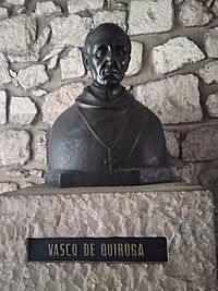 Archivo:Busto de don Vasco de Quiroga en el Colegio de San Nicolás de Hidalgo