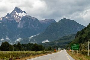 Archivo:Carretera Austral (255633637)