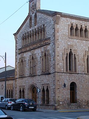 Archivo:Centro Católico Social de Catadau, Valencia