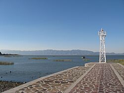 Faro de Tuxcueca.jpg