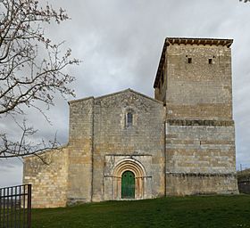 IglesiaDeSanMiguelDeFuentidueñaHastialOccidental-rectangular.jpg