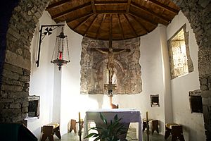 Archivo:Iglesia De Santiago (Pesoz) 003