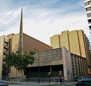 Archivo:Iglesia de Nuestra Señora del Carmen, Zaragoza, España