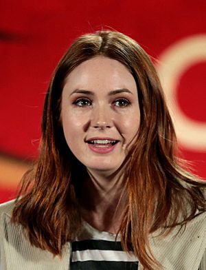 Archivo:Karen Gillan (34609339830) (cropped) retouched