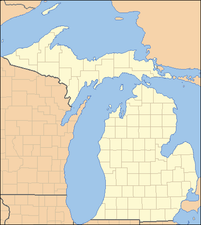 Mapa de Míchigan mostrando sus 83 condados. Cada condado está abreviado con dos letras.