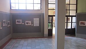 Archivo:Sala de exposiciones temporales, Museo de Culturas Populares e Indígenas de Sonora